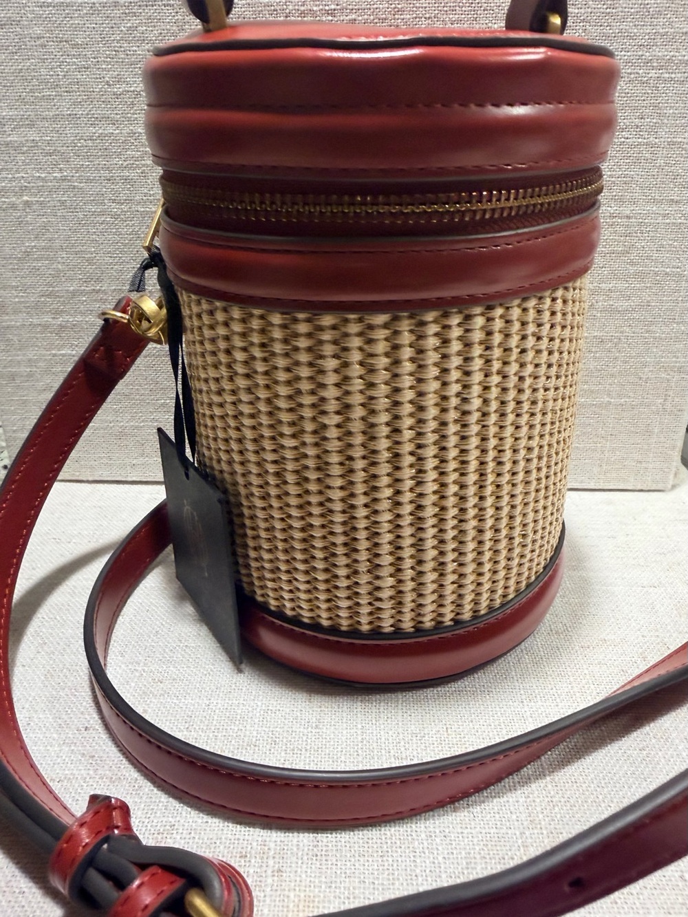 House of Harlow 1960 Woven Straw Cylinder Vanity / Crossbody Bag. NWT